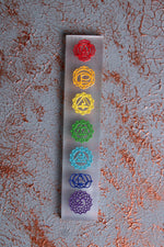 7 Çakra Kabartmalı Selenit Enerji Paneli