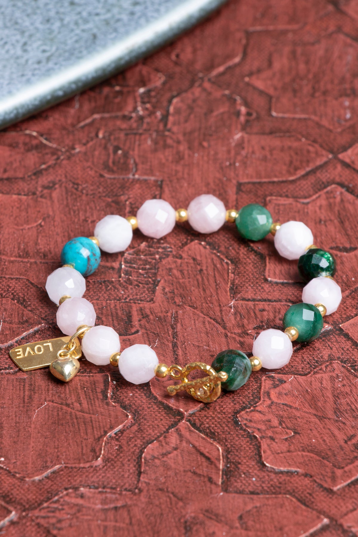 Aşkın Sembolü Gümüş Love Aparatlı Bileklik Turkuaz &amp; Zümrüt &amp; Pembe Kuvars