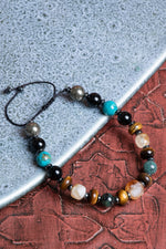 Bolluk ve Koruma Makrome Bilekliği Zümrüt &amp; Kaplan Gözü &amp; Pirit &amp; Sitrin &amp; Turkuaz