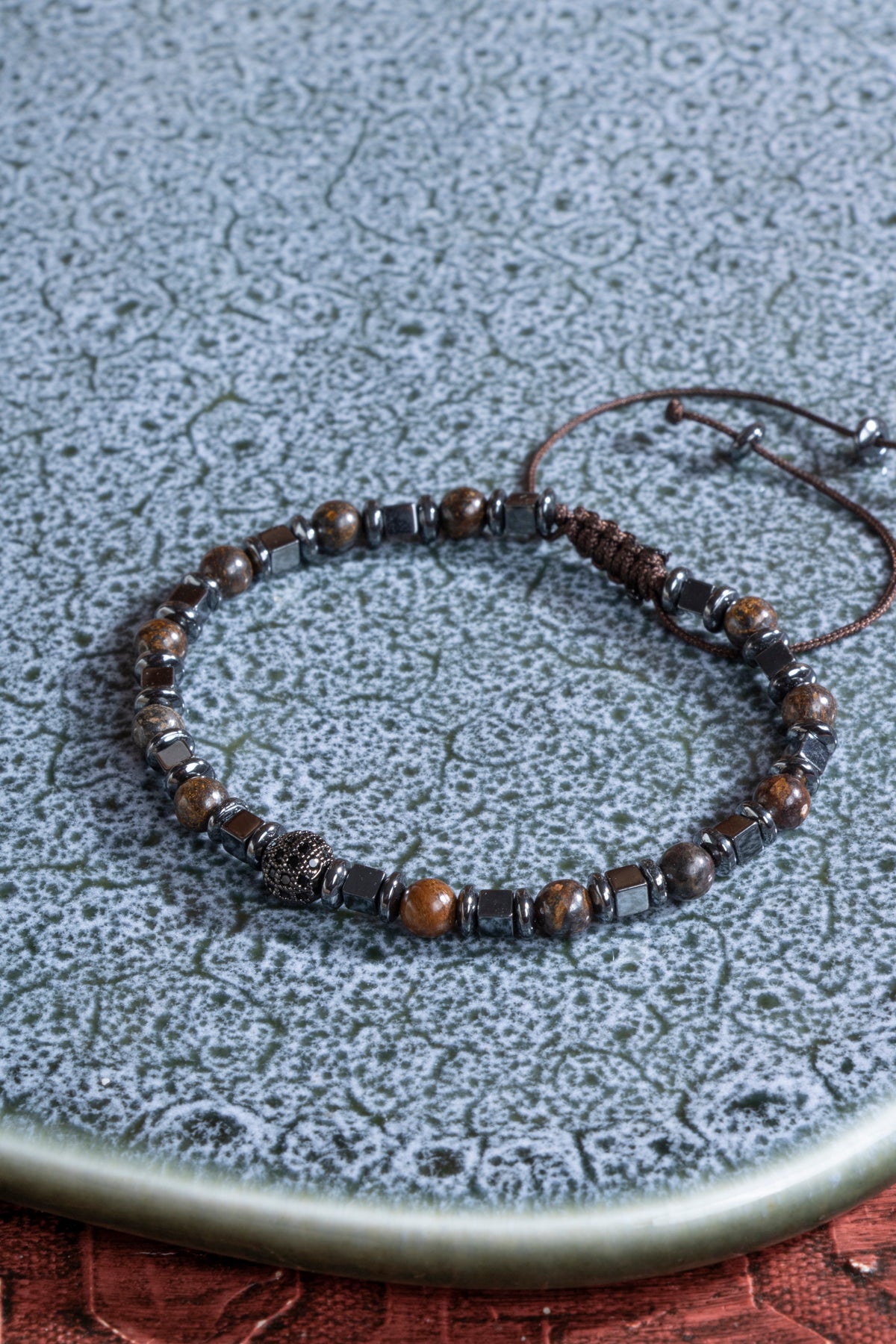 Bronzit &amp; Hematit &amp; Zirkon Aparat Doğal Taş Makrome Bileklik