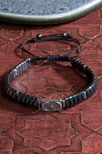 Çifte Hilal ve Yıldız Gümüş Aparatlı Hematit Doğal Taş Makrome Bileklik