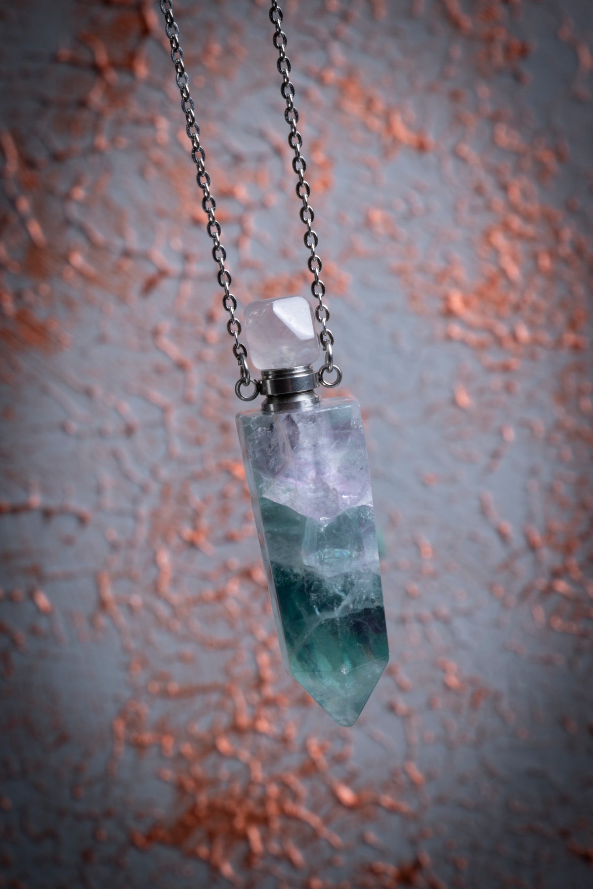 Florit Taşı Zincirli Esans Şişesi Kolye