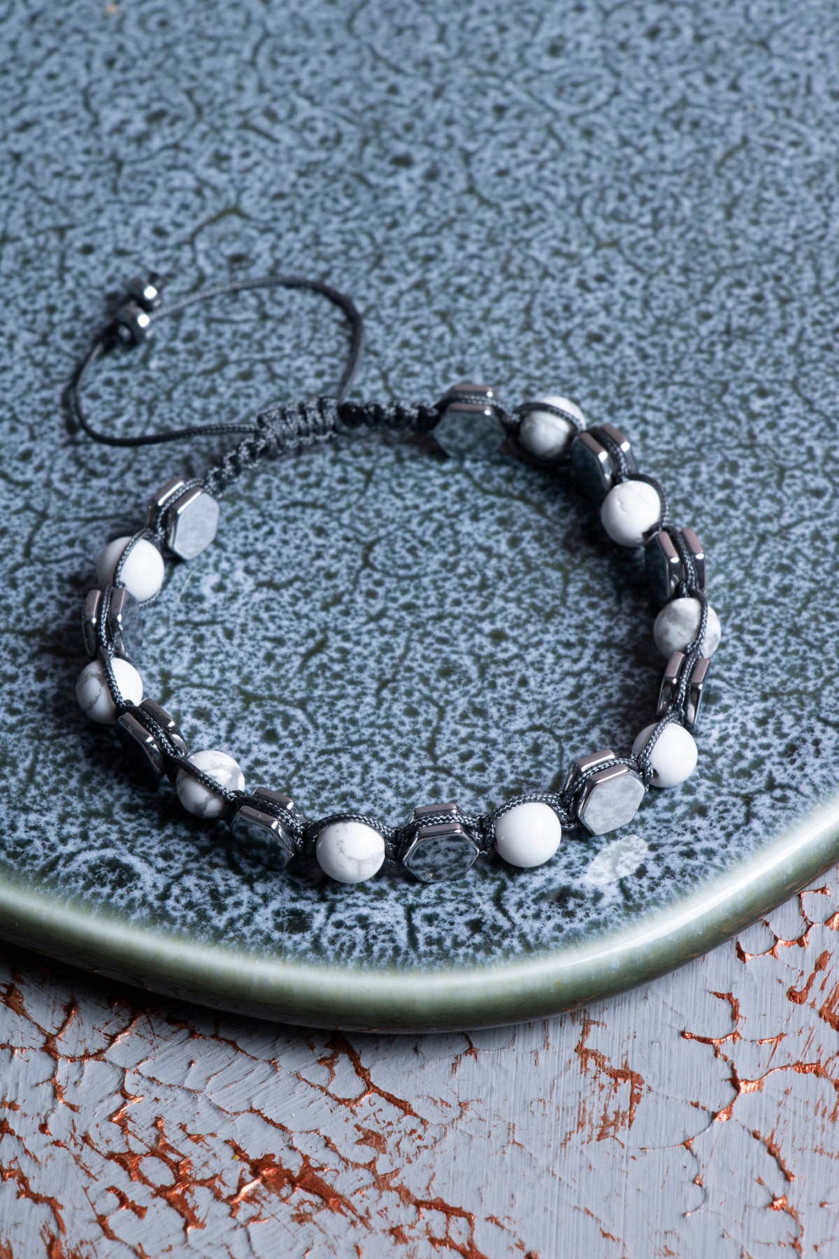 Hematit &amp; Havlit Makrome Bileklik