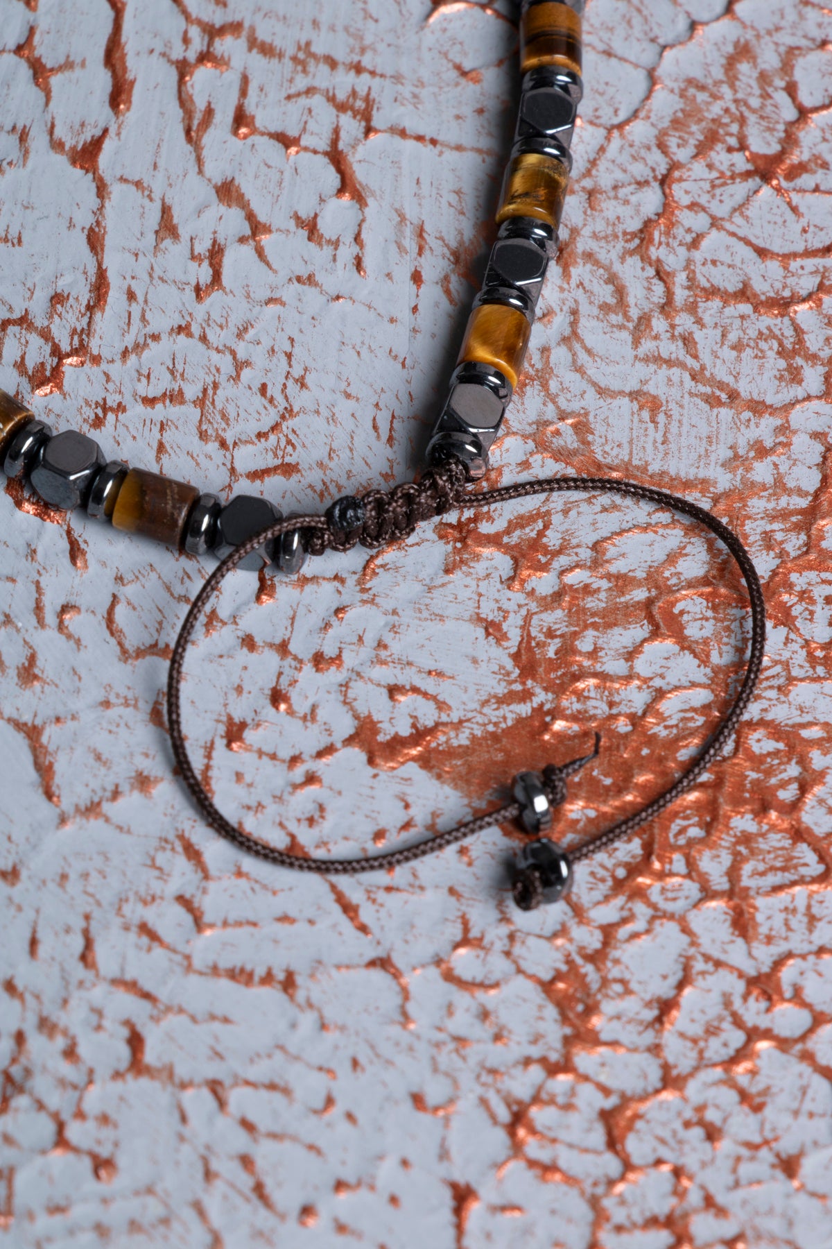 Hematit &amp; Kaplan Gözü &amp; Gümüş Aparatlı Makrome Bileklik k2