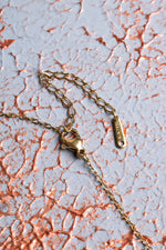 Kristal Kuvars Taşı Altın Zincirli Esans Şişesi Kolye