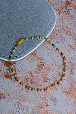 Mat Çocuk Kehribar Kolye