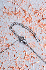 Mor Florit Taşı Zincirli Esans Şişesi Kolye