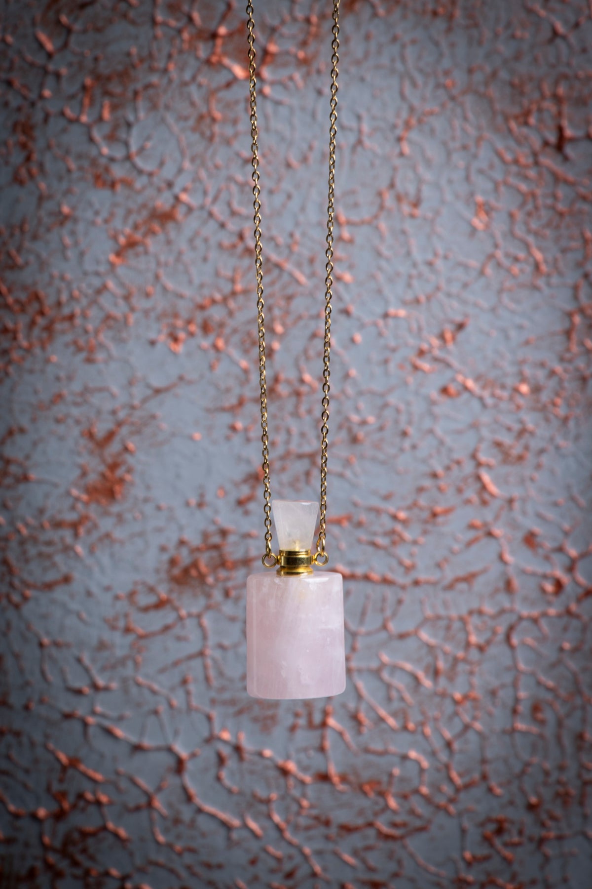 Pembe Kuvars Doğal Taş Esans Şişesi Kolye