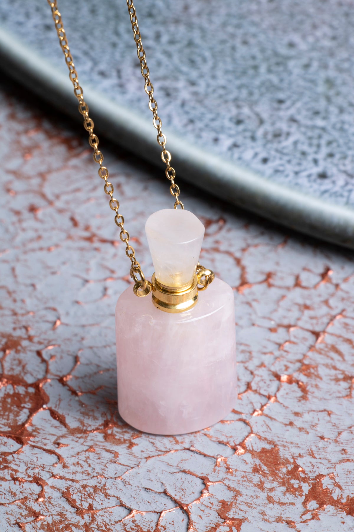 Pembe Kuvars Doğal Taş Esans Şişesi Kolye