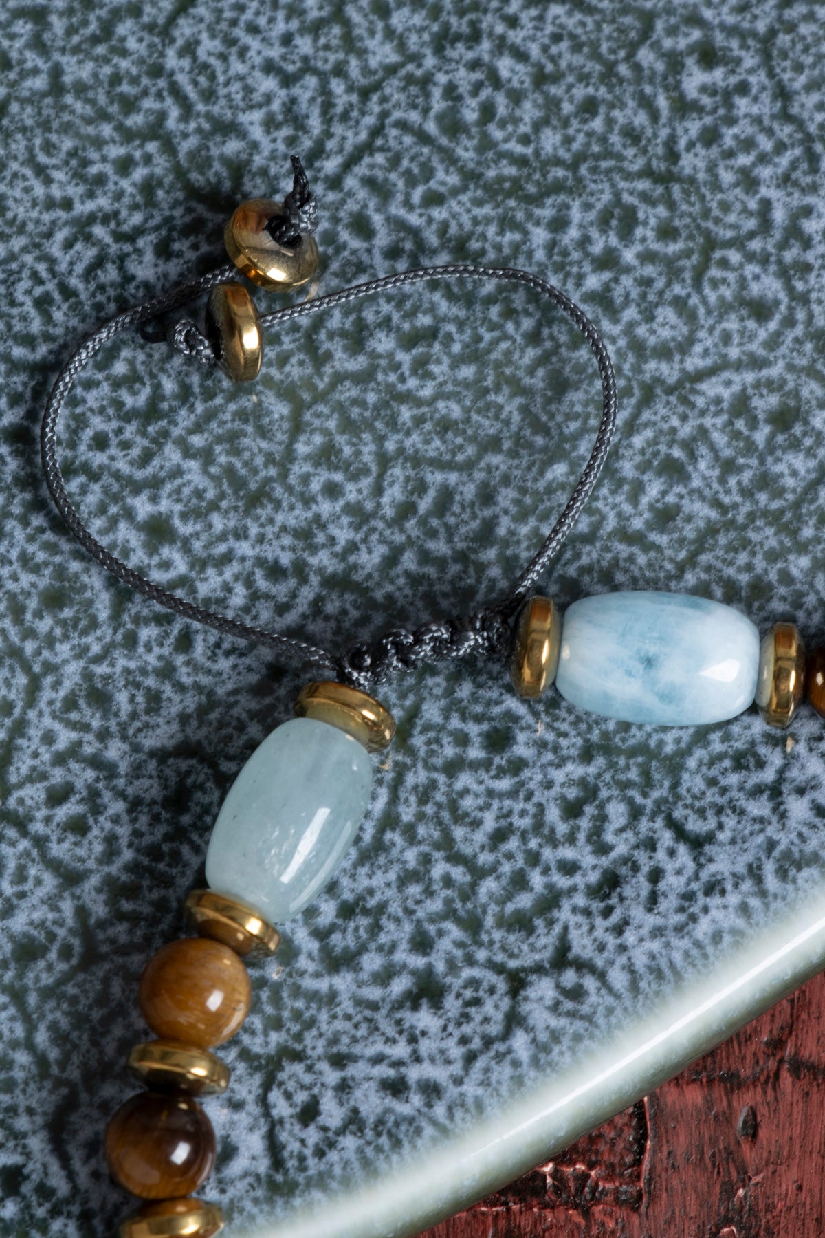 Sertfikalı Akumarin &amp; Kaplan Gözü &amp; Hematit Doğal Taş Makrome Bileklik