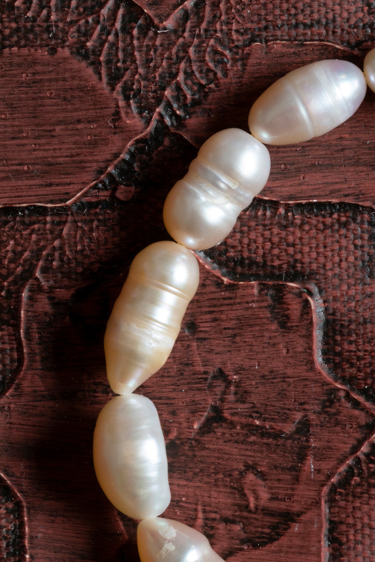 Sertifikalı Doğal Barok İnci &amp; Ham Kesim Ametist Bileklik – Saff Doğal Taş