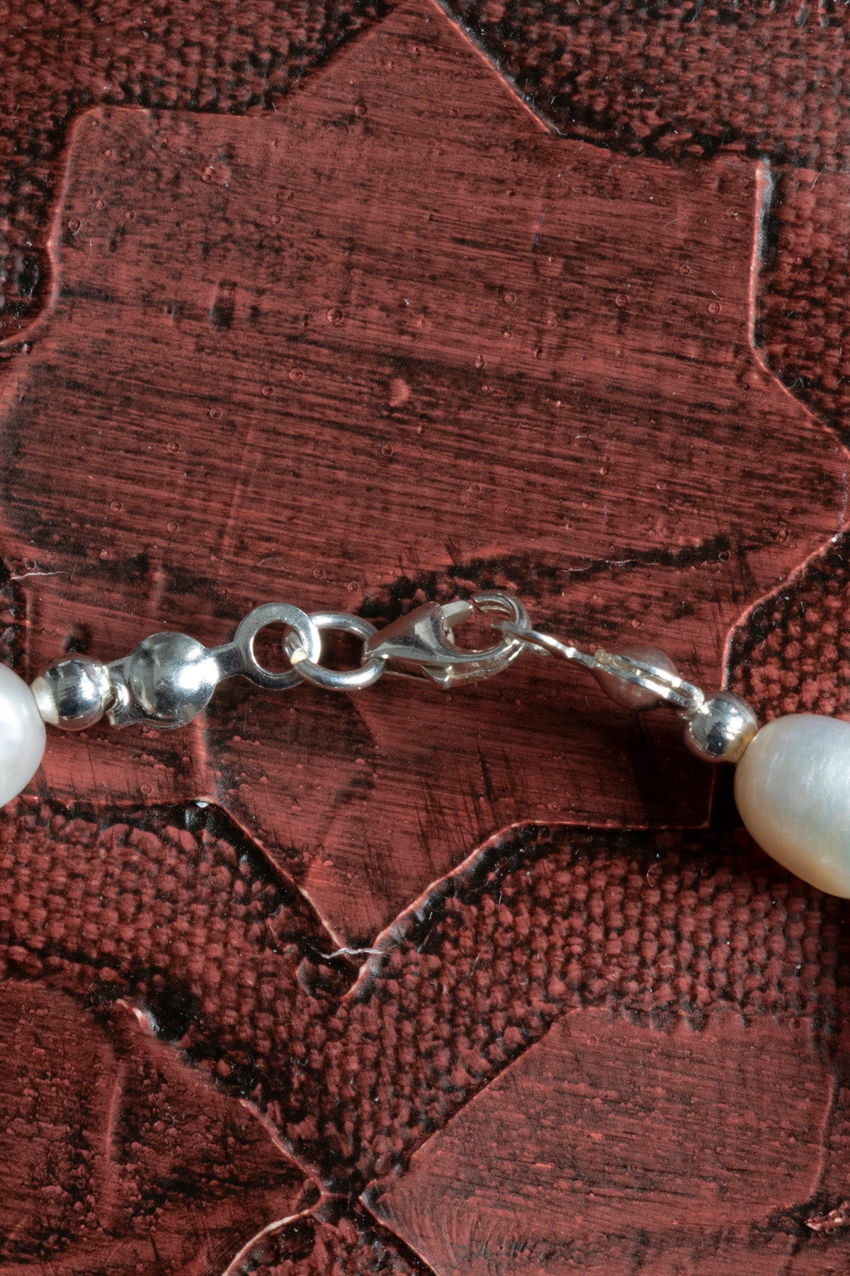 Sertifikalı Doğal İnci ve Akik Bileklik – Gümüş Kapama Aksesuarlı | Saff Doğal Taş