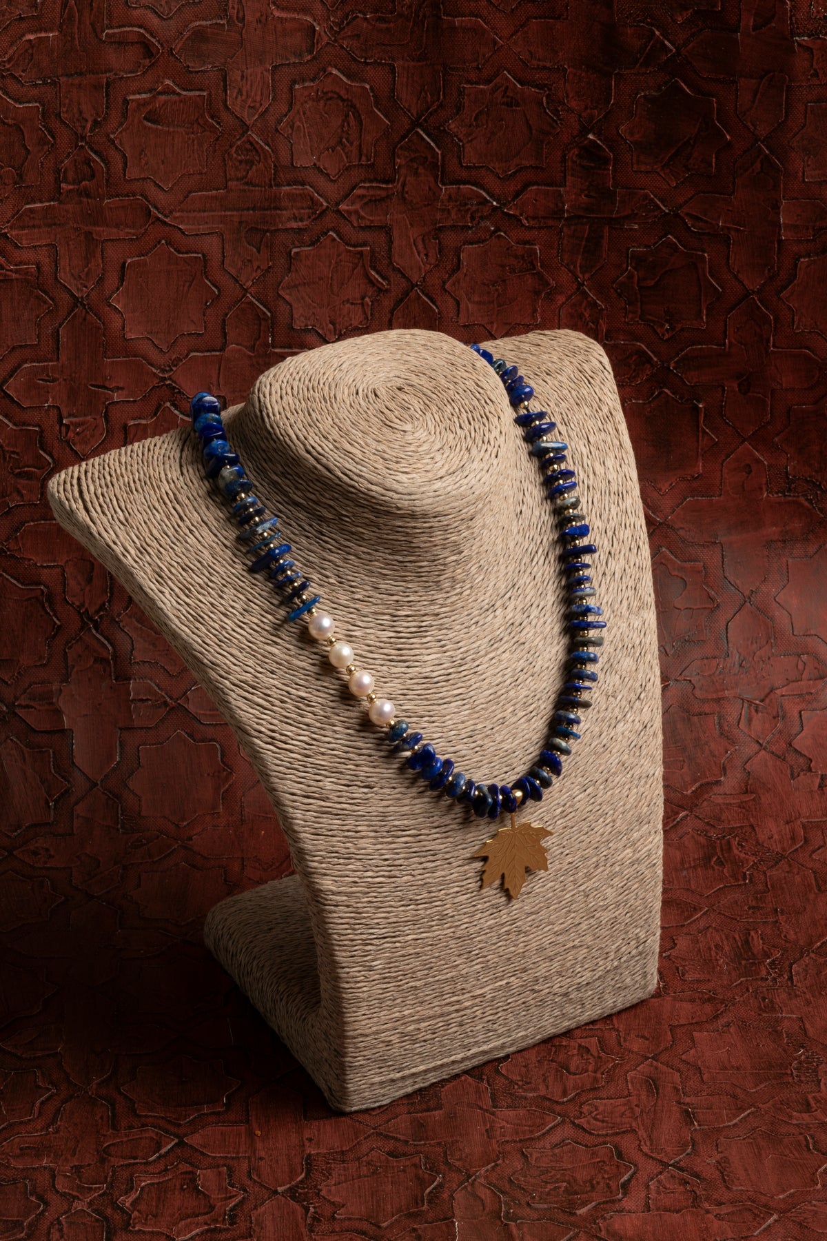 Sertifikalı Doğal Lapis Lazuli ve İnci Kolye – Bilgelik, Zarafet ve Doğanın İlhamı