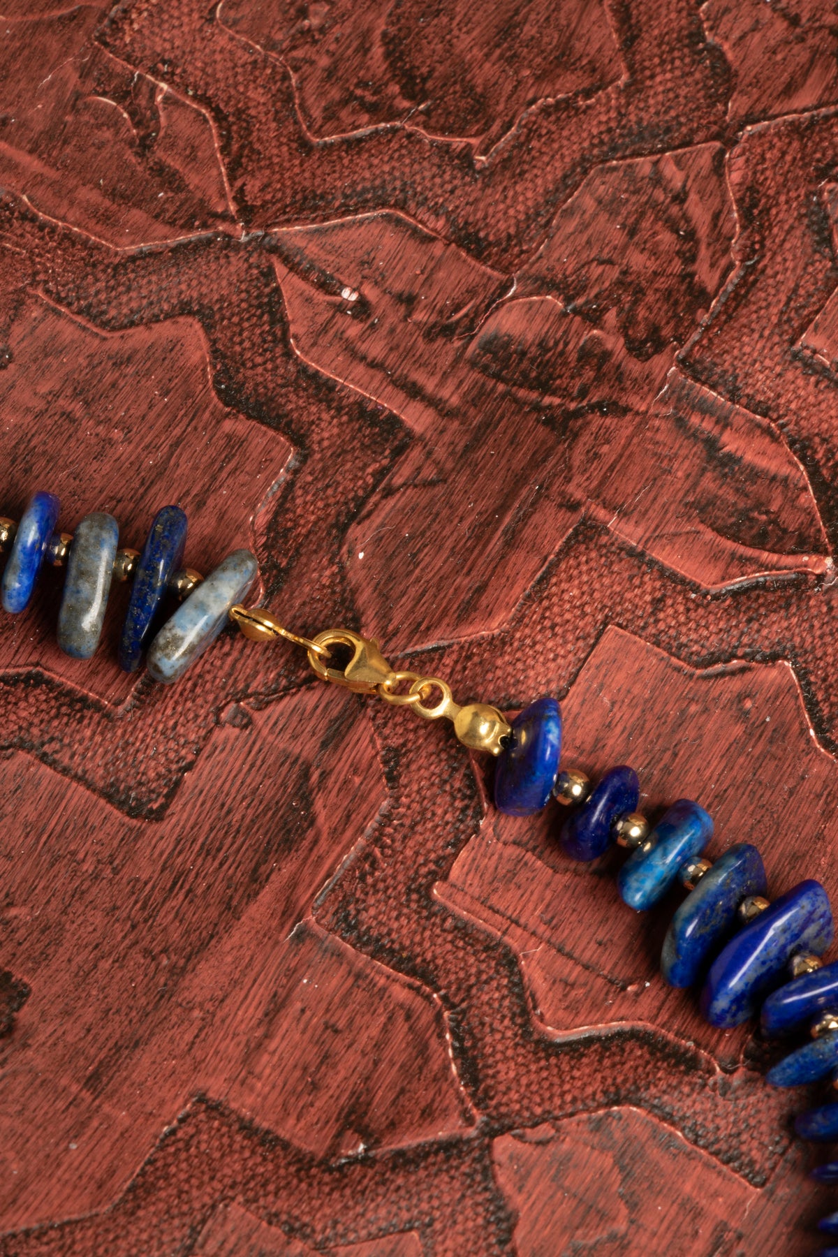 Sertifikalı Doğal Lapis Lazuli ve İnci Kolye – Bilgelik, Zarafet ve Doğanın İlhamı