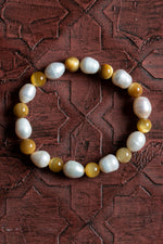 Sertifikalı Doğal Sarı Kaplan Gözü ve İnci Bileklik – Saff Doğal Taş