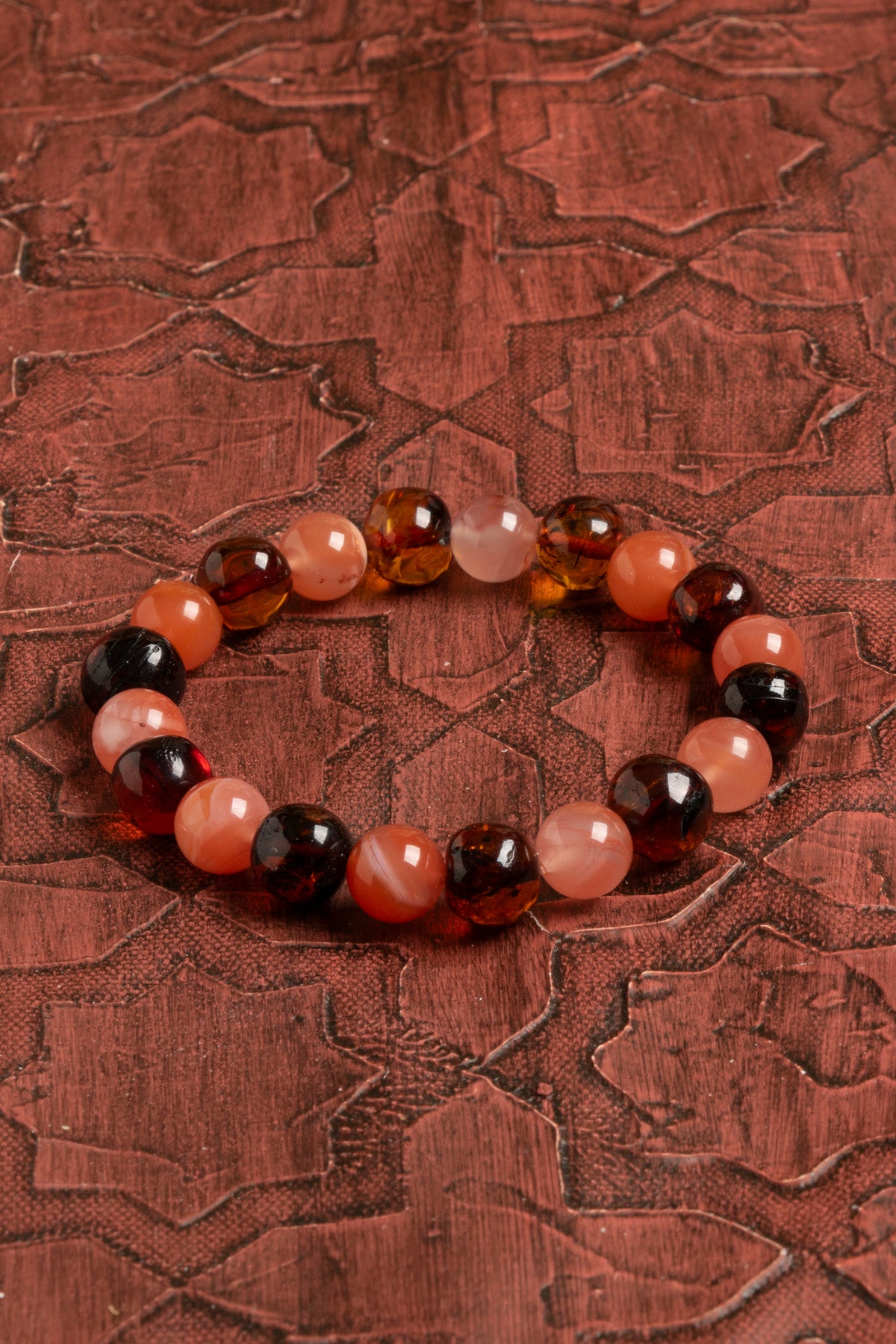 Sertifikalı Doğal Yemen Akiği ve Kehribar Bileklik – Güç ve Zarafetin Mükemmel Uyumu