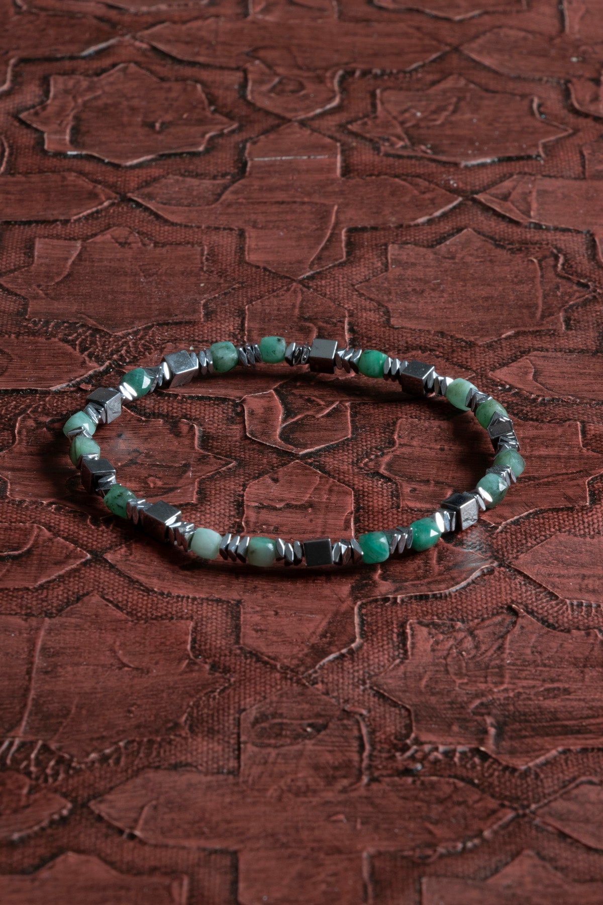 Sertifikalı Doğal Zümrüt &amp; Hematit Bileklik – Saff Doğal Taş