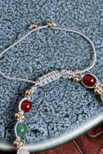 Sertifikalı Doğanın Harmonisi: Ayarlanabilir Doğal Taş Makrome Bileklik