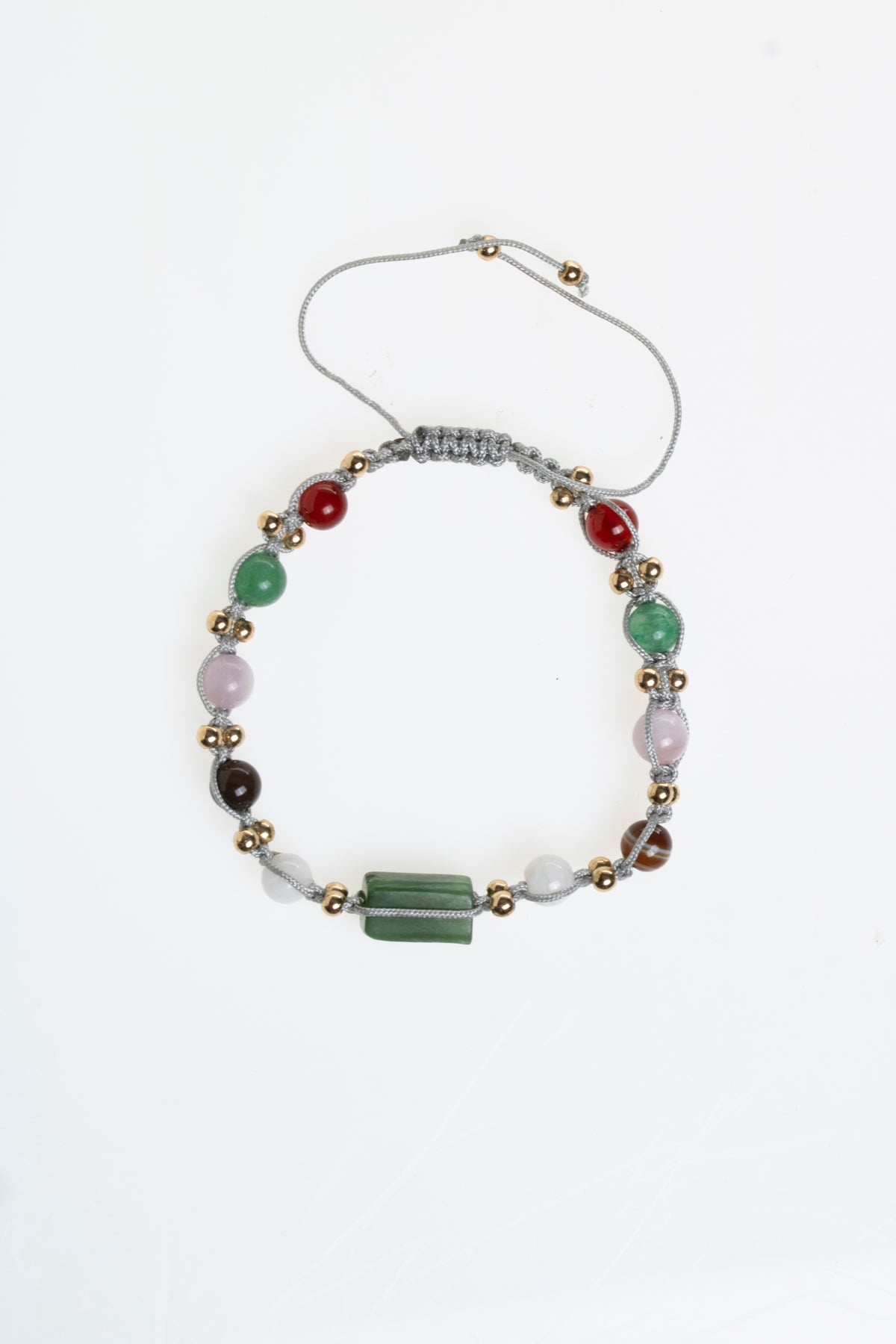 Sertifikalı Doğanın Harmonisi: Ayarlanabilir Doğal Taş Makrome Bileklik