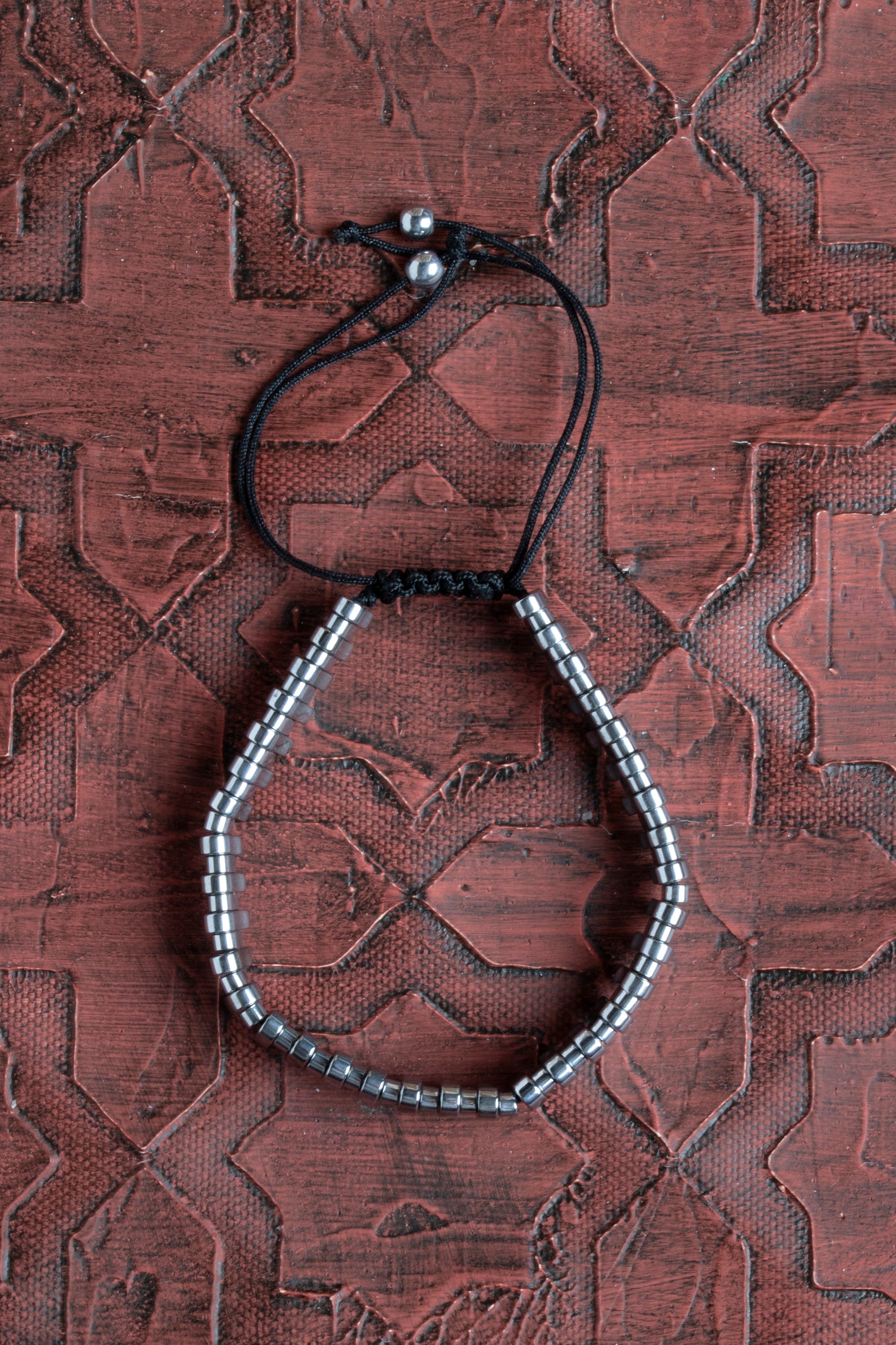 Sertifikalı Köşeli Hematit Doğal Taş Makrome Bileklik