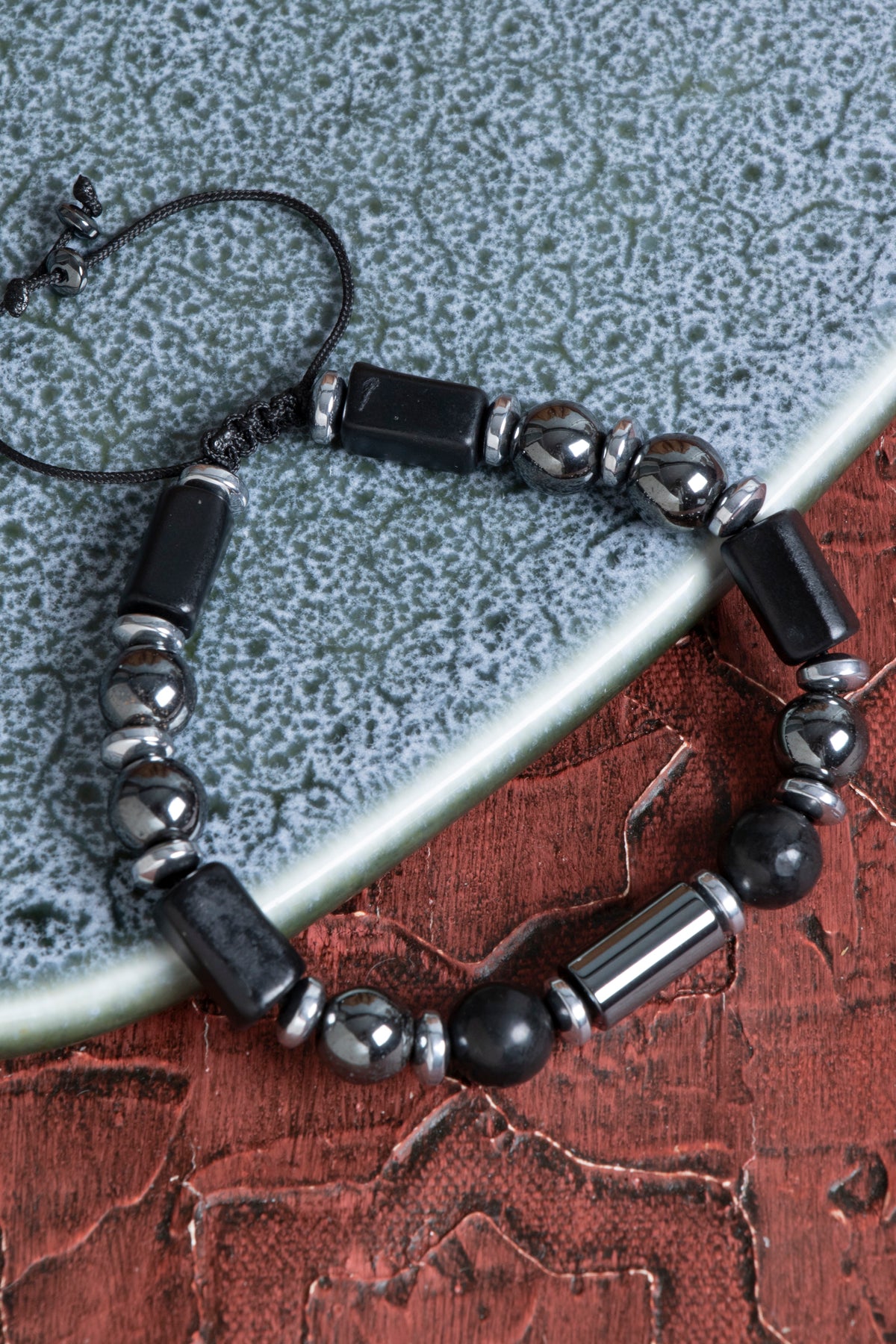 Sertifikalı Shungite &amp; Hematit Doğal Taş Makrome Bileklik