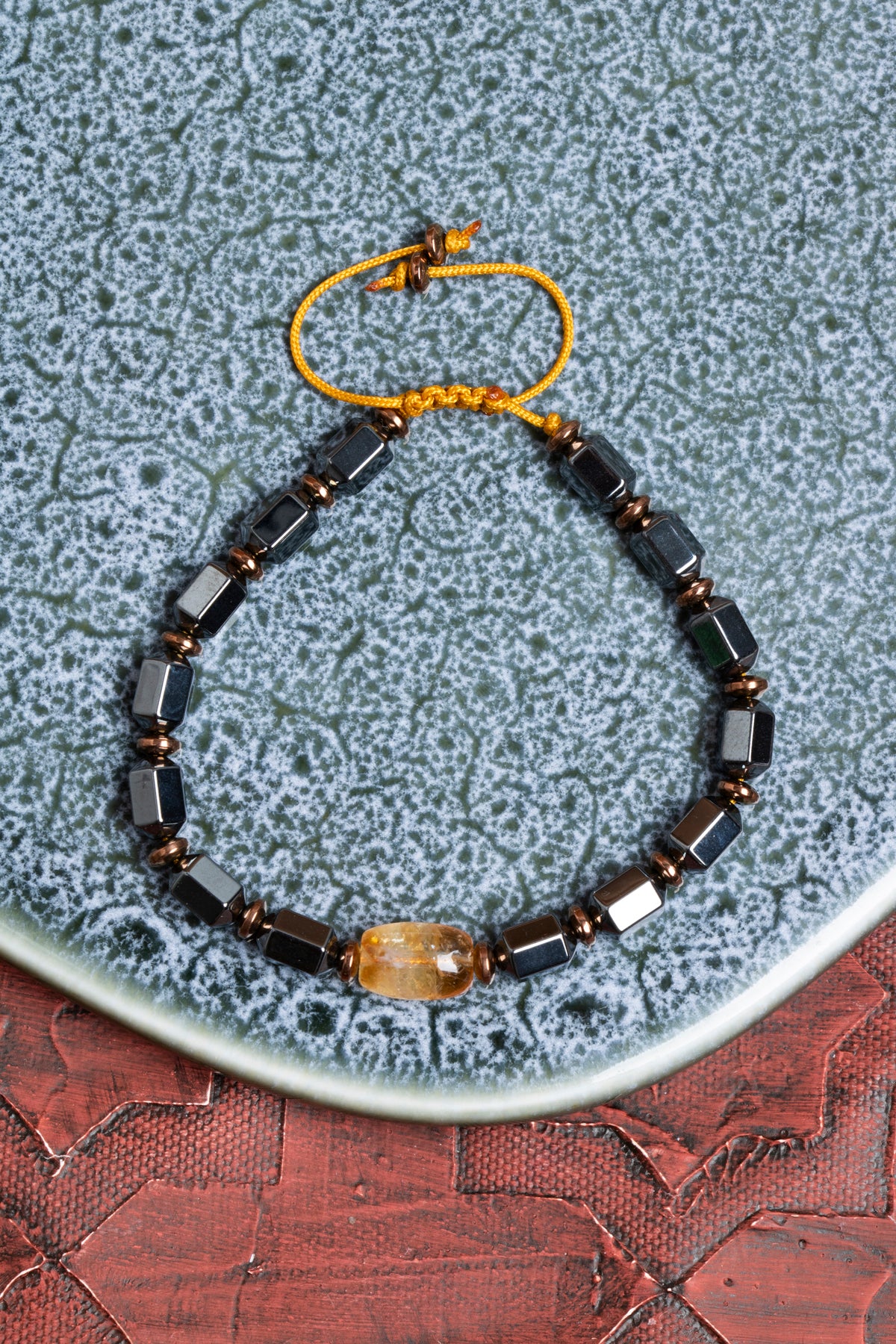 Sertifikalı Sitrin ve Hematit Bileklik – Bolluk Enerjisi ve Zihinsel Denge