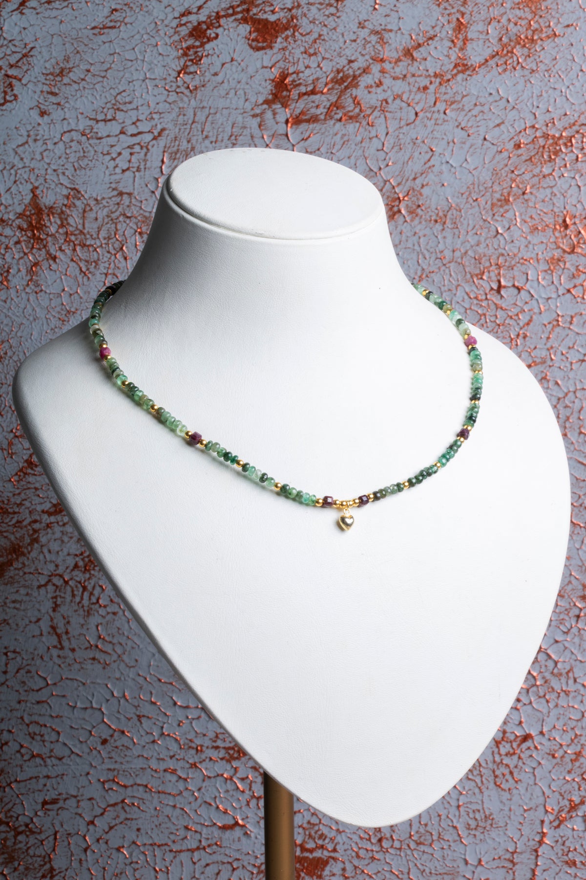 Zümrüt &amp; Yakut Kolye