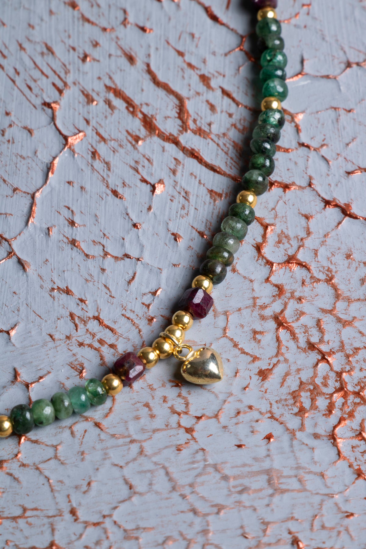 Zümrüt &amp; Yakut Kolye